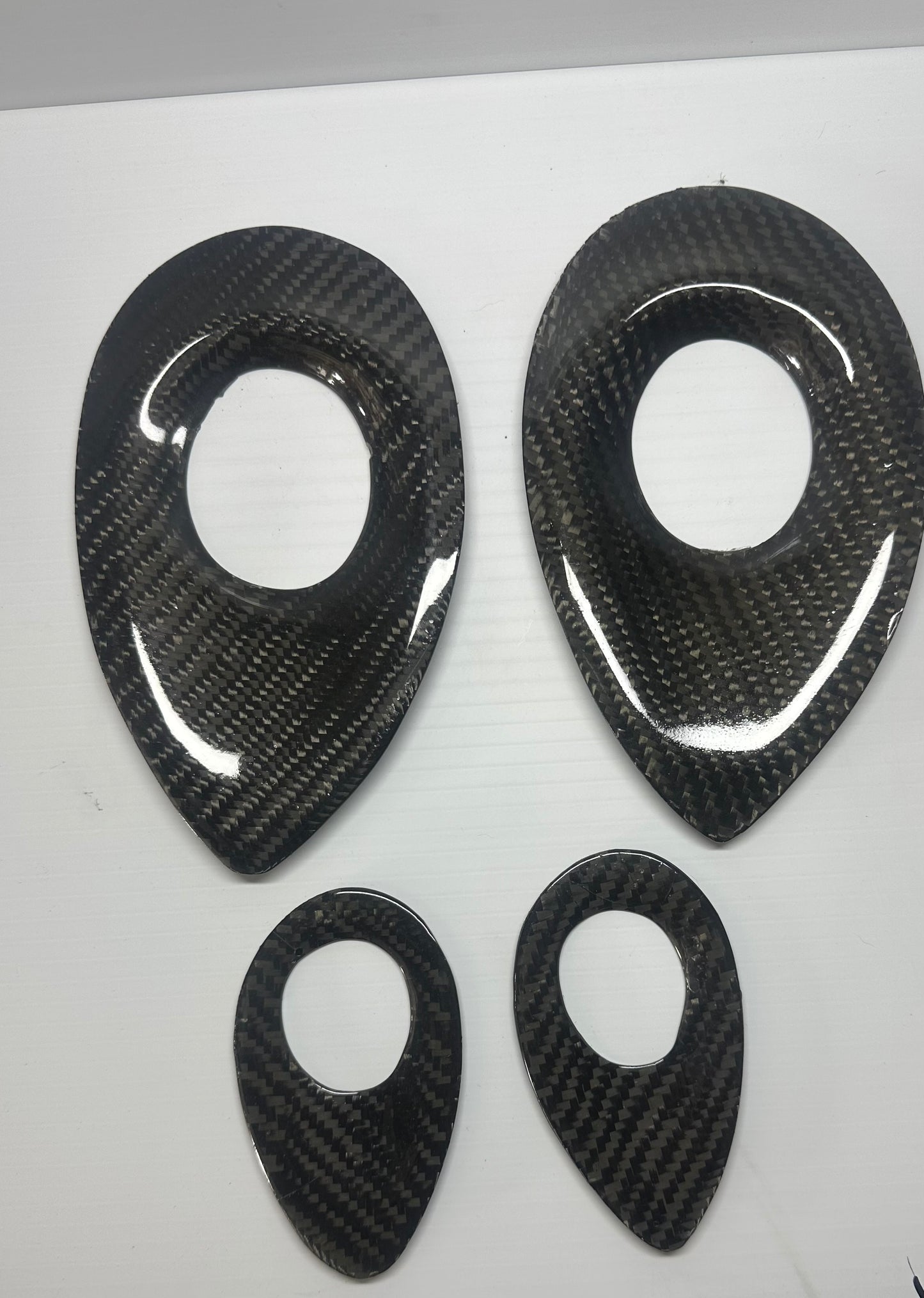 Carbon fiber window vents